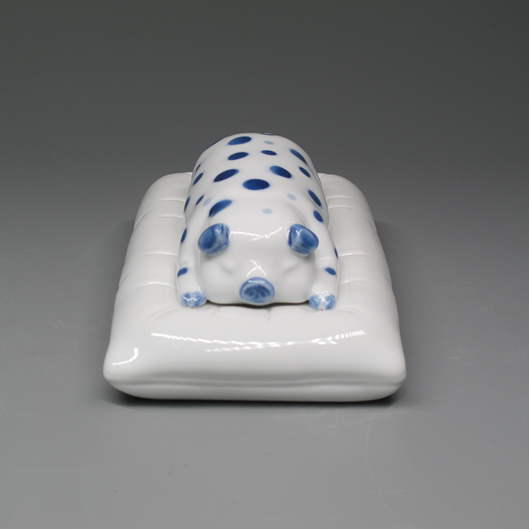 不仁斋 薛继业陶瓷 高白釉 影青釉 财库猪 财库枕  镶金釉面