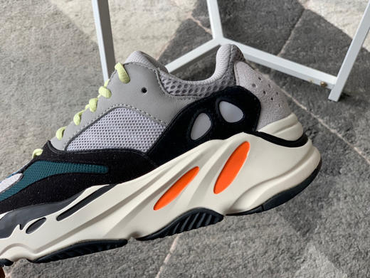 YEEZY BOOST 700-初代 商品图4