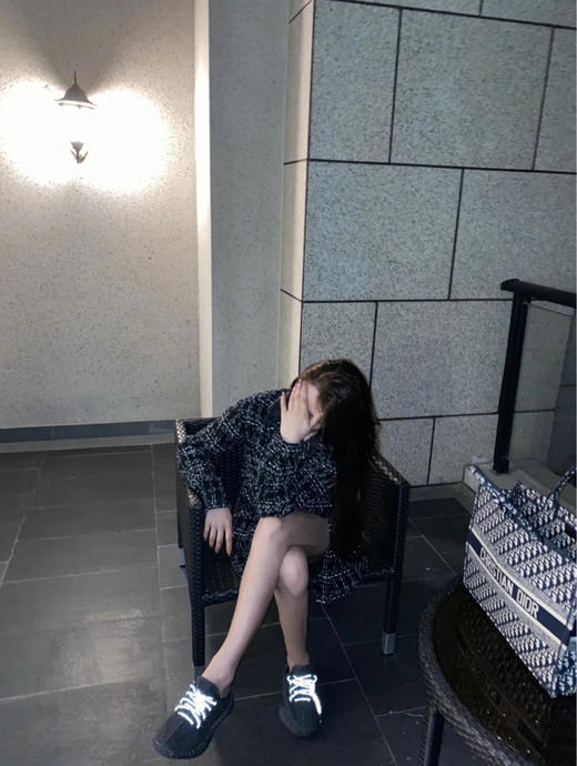 YEEZY BOOST 350 V2 - 黑色天使 商品图2