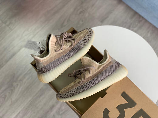 YEEZY BOOST 350 V2 - 灰粉 商品图3