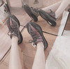 YEEZY BOOST 350 V2 - 黑红拼接满天星 商品缩略图0