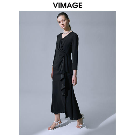 VIMAGE纬漫纪V领设计感小众收腰气质裙子连衣裙V1507111 商品图2