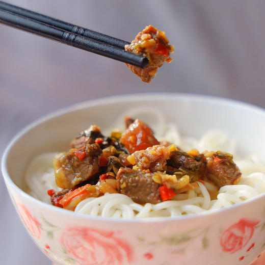 荆门 吃味无穷酸菜牛肉酱220g*2瓶 商品图4