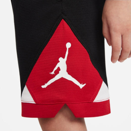 JORDAN童装 夏男童速干透气沙滩篮球服运动五分短裤JD 商品图3