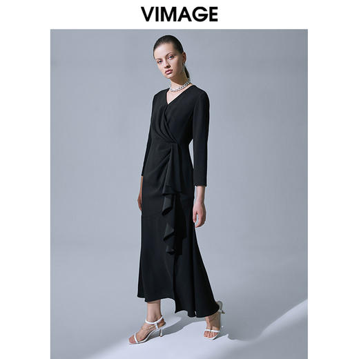 VIMAGE纬漫纪V领设计感小众收腰气质裙子连衣裙V1507111 商品图0