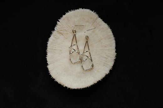 CHEZ BOQUE 爵士年代系列原创手工925银耳环《名伶》 商品图3