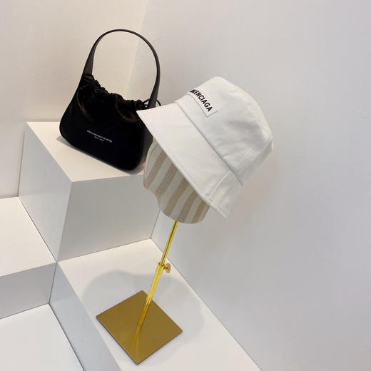 BAL巴黎shi家新款彩色纯棉渔夫🔝帽-白色 商品图1