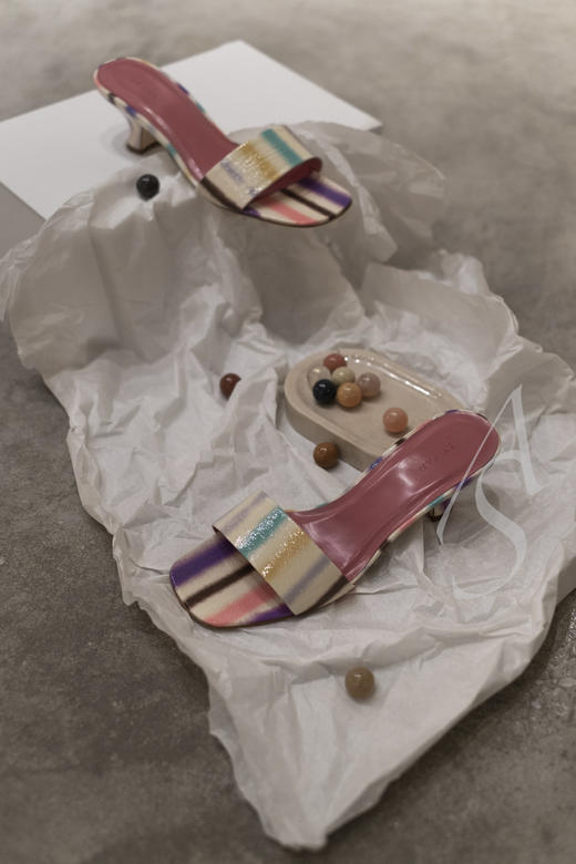 BY FAR 彩色条纹FREDDY宽带凉拖鞋 商品图0