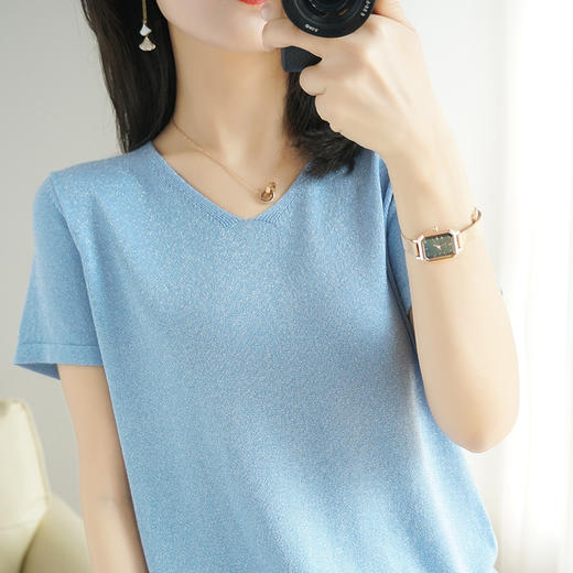 微凉+够靓【冰丝V领亮丝T恤】透气柔软冰丝 清爽舒适 宽松不紧绷 2件立减20 商品图3