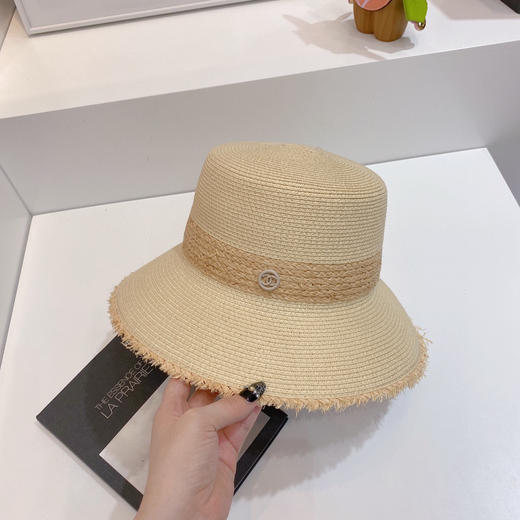 chanel小香春夏新款复古度假风拼接小盆帽礼帽-浅色 商品图4