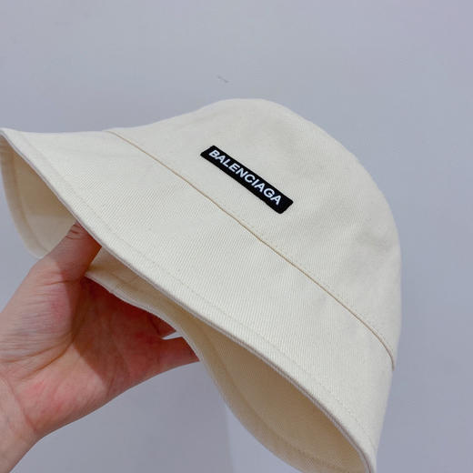 BALENCIAGA巴黎世家新款纯棉小檐渔夫帽-白色 商品图6