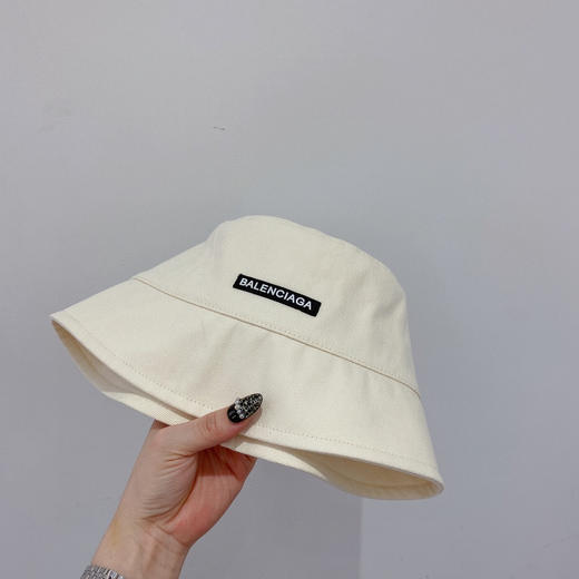 BALENCIAGA巴黎世家新款纯棉小檐渔夫帽-白色 商品图7