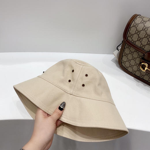 CELINE思琳春夏新款气孔棉布渔夫帽-杏色 商品图8