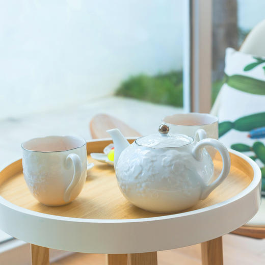 【AITO】日本原产AITO桂由美浮雕美浓烧陶瓷茶壶茶杯葡萄刻花5件 商品图3