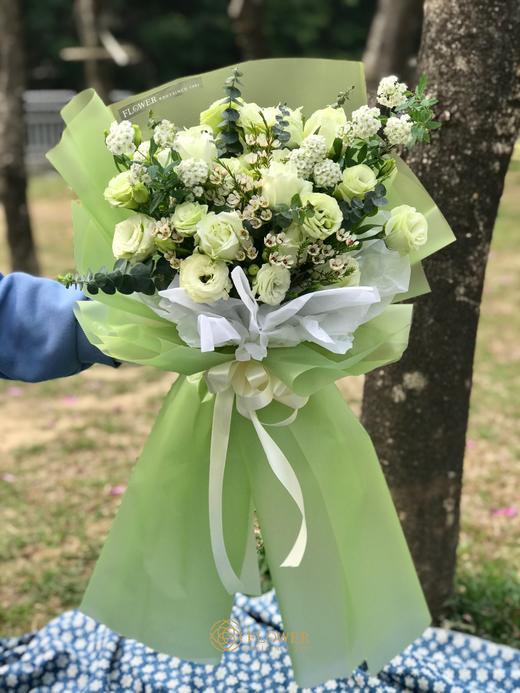 【幸福时光】玫瑰桔梗混搭花束 商品图0