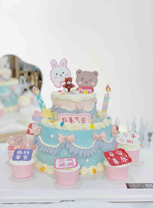 复古款洛丽塔少女蛋糕，超美超美超美，蛋糕赠送ins风小熊蜡烛一支 商品图4
