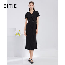 EITIE爱特爱夏季新款时尚气质通勤V领显瘦收腰包臀长裙连衣裙6207953