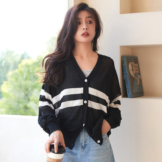 条纹冰丝针织开衫女夏季新款外搭薄款披肩上衣亚麻防晒衣空调外套 商品图0