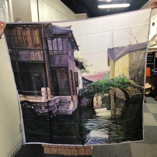 石拱桥水乡方巾（样品） 商品图0