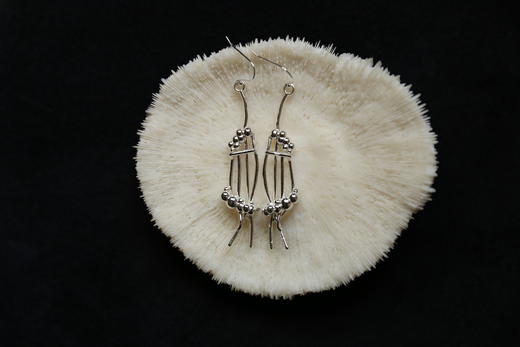 CHEZ BOQUE 爵士年代系列原创手工925银耳环《鸣琴》 商品图0