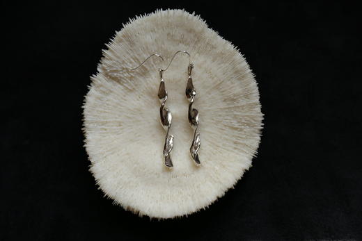 CHEZ BOQUE 覆盖系列原创手工925银耳环《绸缎》 商品图3