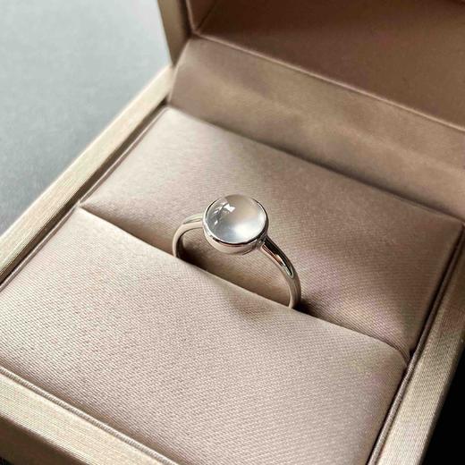 高冰到玻璃种翡翠蛋面戒指18k白金镶嵌 商品图6