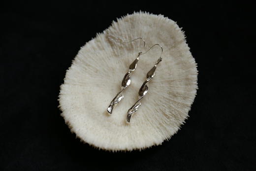 CHEZ BOQUE 覆盖系列原创手工925银耳环《绸缎》 商品图2