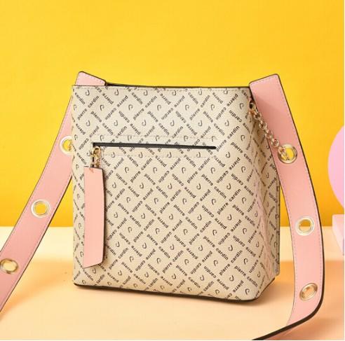 【端午】皮尔卡丹包包女休闲百搭印花单肩包水桶包P9C250321-22D灰色（赠美妆好礼） 商品图3