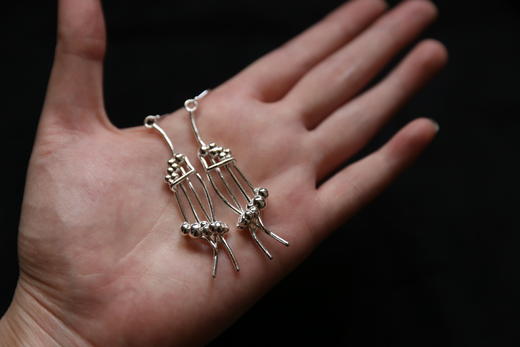 CHEZ BOQUE 爵士年代系列原创手工925银耳环《鸣琴》 商品图4