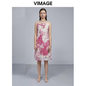 VIMAGE纬漫纪流行女装新款水墨画复古裙过膝吊带连衣裙女V1507158