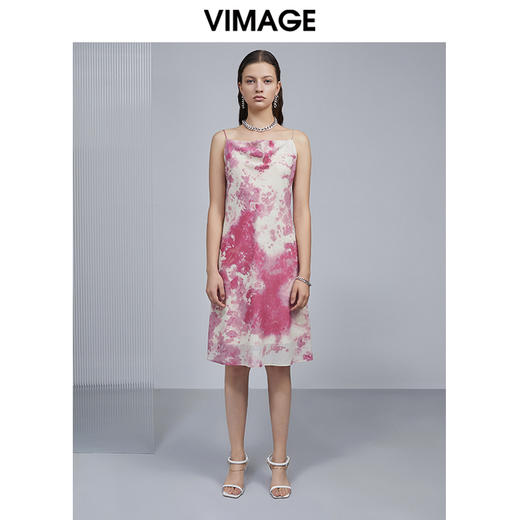 VIMAGE纬漫纪流行女装新款水墨画复古裙过膝吊带连衣裙女V1507158 商品图0