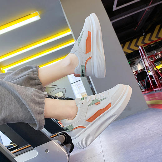 【服饰鞋包】春夏款韩版休闲运动厚底女生小白鞋 商品图0