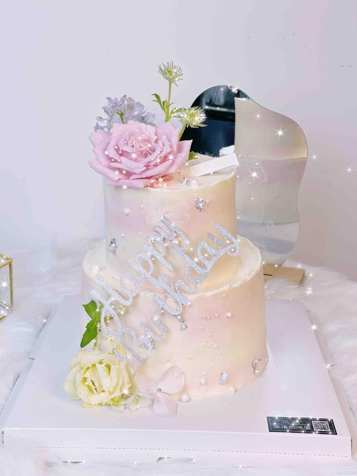 宫崎骏的夏天，因鲜花购买季节不同，花材或有部分调整，可私信客服后下单，或留言告诉我们蛋糕主人年龄喜好，私人订制 商品图4