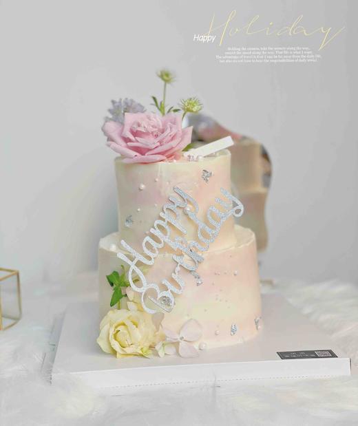 宫崎骏的夏天，因鲜花购买季节不同，花材或有部分调整，可私信客服后下单，或留言告诉我们蛋糕主人年龄喜好，私人订制 商品图1