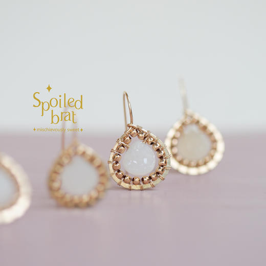spoiledbrat jewelry白色玛瑙原石耳环 商品图3