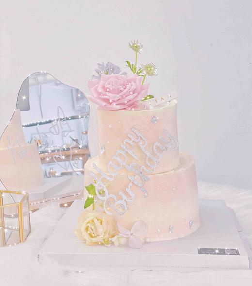 宫崎骏的夏天，因鲜花购买季节不同，花材或有部分调整，可私信客服后下单，或留言告诉我们蛋糕主人年龄喜好，私人订制 商品图3