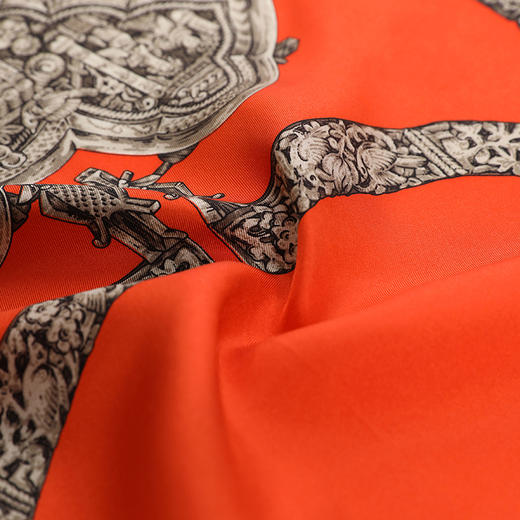 【皇锦】真丝围巾印花丝巾桑蚕丝围巾小方巾·璀璨银锁 商品图2