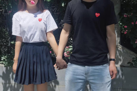 川久保玲短袖T恤，亏本清仓🉐️58一件，
两件99🉐️，包邮，限时秒杀～～～ 商品图6