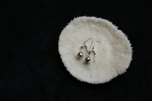 CHEZ BOQUE 庭园的馈赠系列原创手工925银耳环《银铃》 商品图2