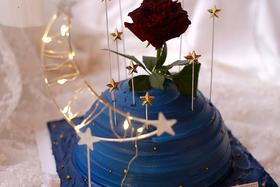 520玫瑰花与王子︳6寸戚风蛋糕，3层夹心，4层蛋糕胚（夹心默认火芒，如需其他口味备注）