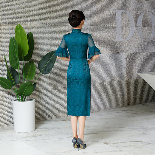 上海旗袍厂TZRY-21022新款朦胧美袖民族风品质款改良宴会礼服日常真丝花罗时尚旗袍 商品图1