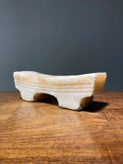 汉白玉雕琢老枕头， 顺丰包邮 商品图0