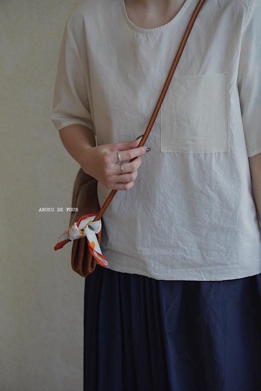 elsa esturgie深蓝/米白/黑圆领上衣 商品图9