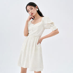 西遇泡泡袖连衣裙2021新款夏韩版小清新方领温柔风小裙子11010717