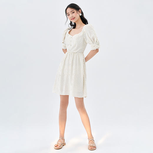 西遇泡泡袖连衣裙2021新款夏韩版小清新方领温柔风小裙子11010717 商品图1