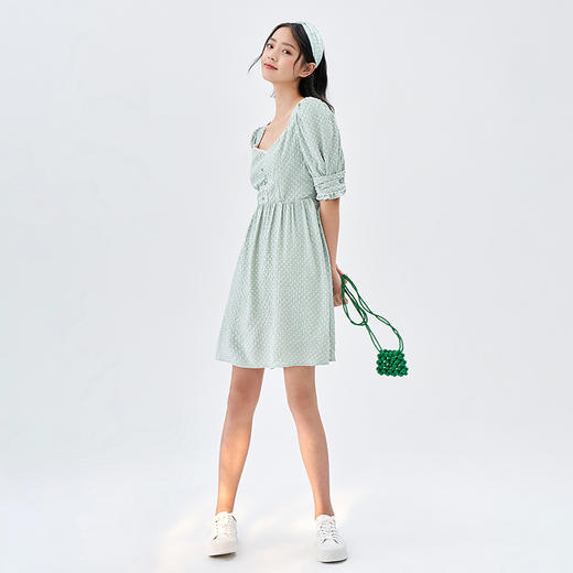 西遇泡泡袖连衣裙2021新款夏韩版小清新方领温柔风小裙子11010717 商品图3
