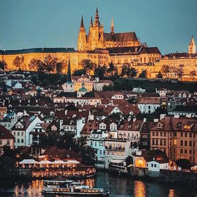 人这一生，总有人渡你