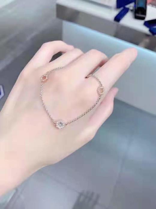 Swarovski/施华洛世奇 水晶蜂巢六角形玫瑰金手链 商品图4