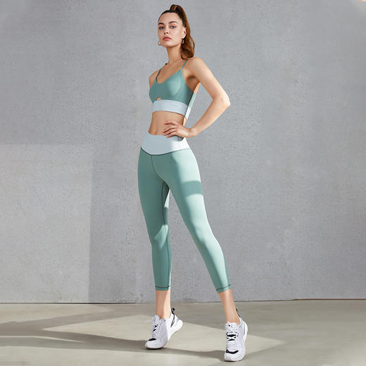 【仅剩xs/s码】TITIKAACTIVE瑜伽服运动健身防震内衣瑜伽文胸含胸垫女15B10780 商品图3