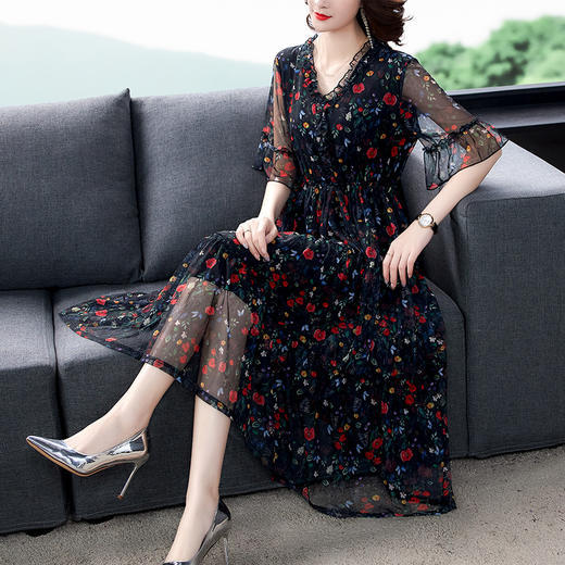 MZ-MZ103607夏季新款减龄显瘦台湾纱碎花网纱连衣裙 商品图1